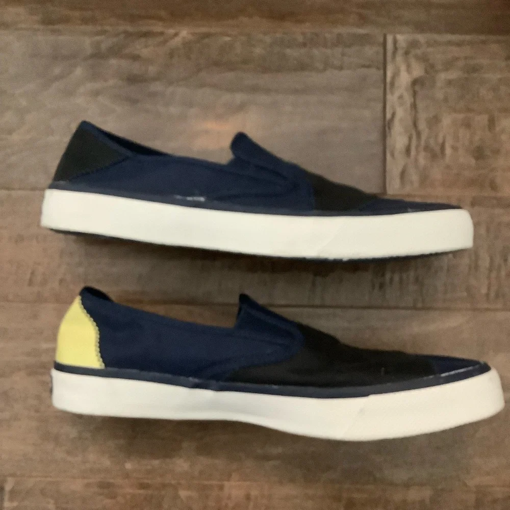 Sperry nwot navy